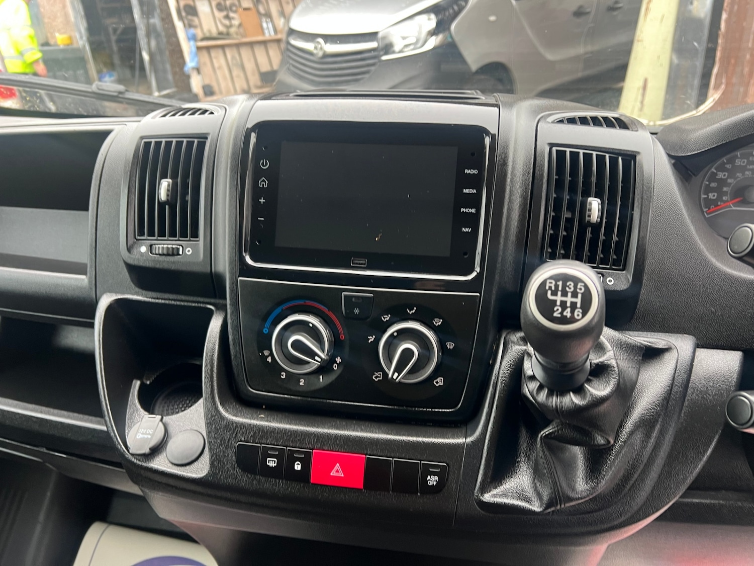 Used Vauxhall Movano 2023 for sale - 76985150: Photo 5