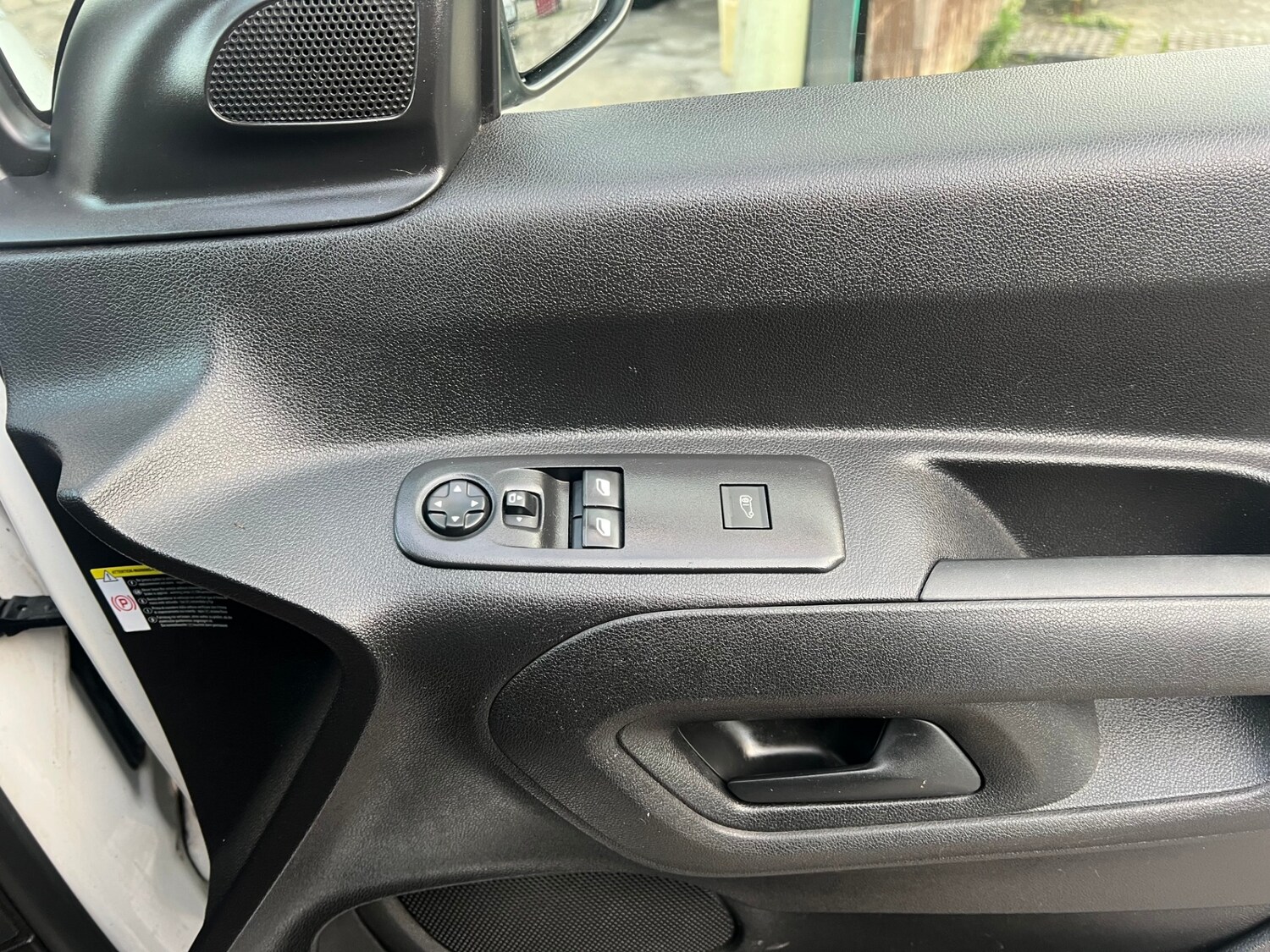 Used Citroen Berlingo 2020 for sale - 76804256: Photo 11