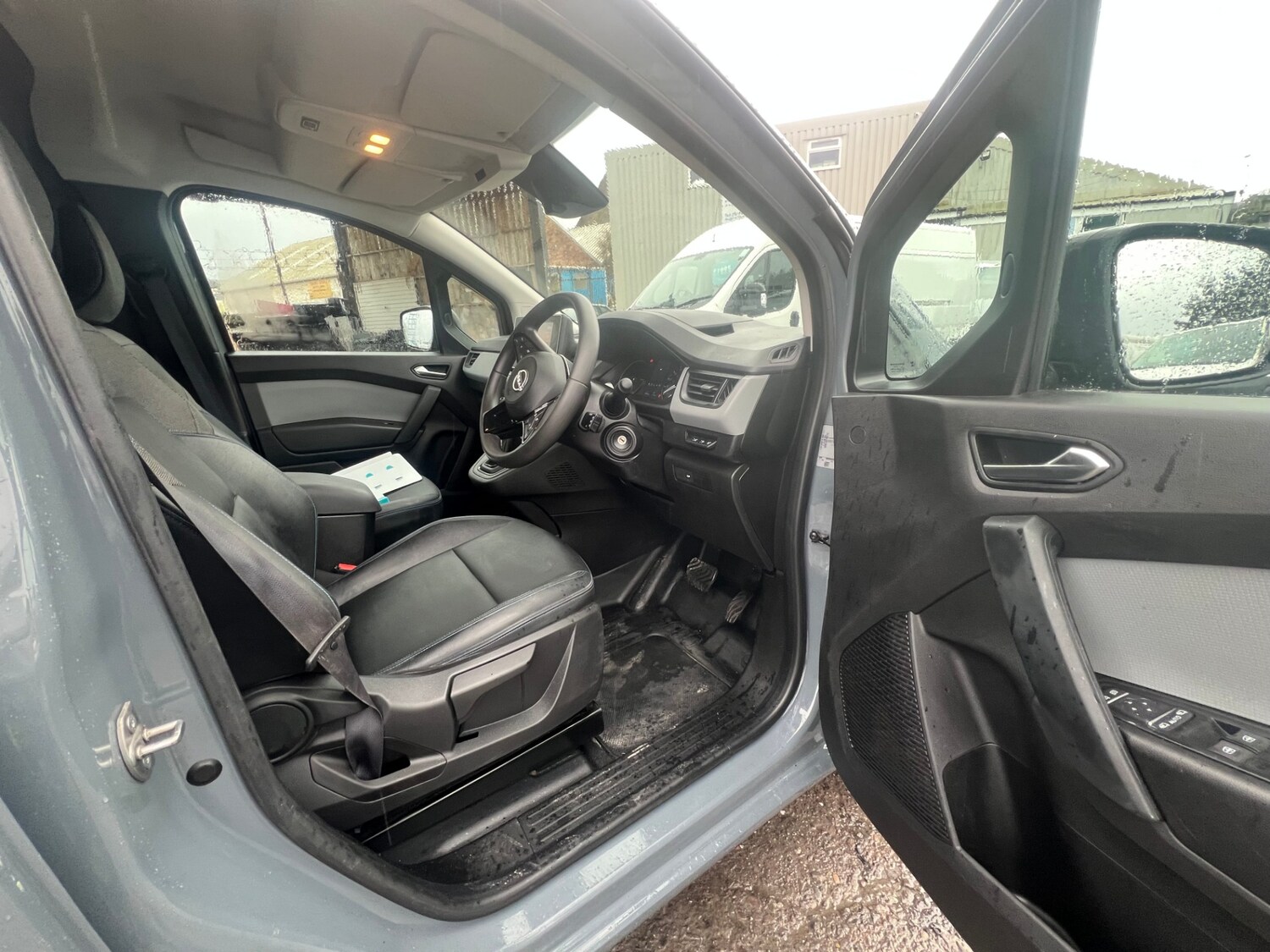 Used Nissan Other 2023 for sale - 77901032: Photo 15