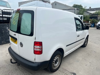 Used Volkswagen Caddy 2015 for sale - 75954996: Photo