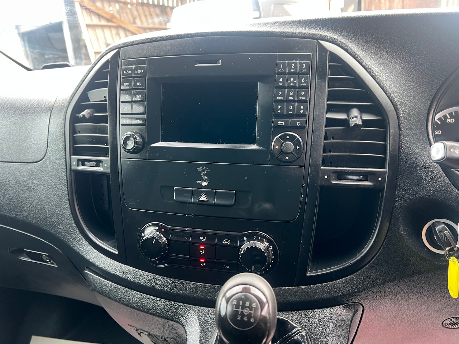 Used Mercedes-Benz Vito 2018 for sale - 76672975: Photo 2