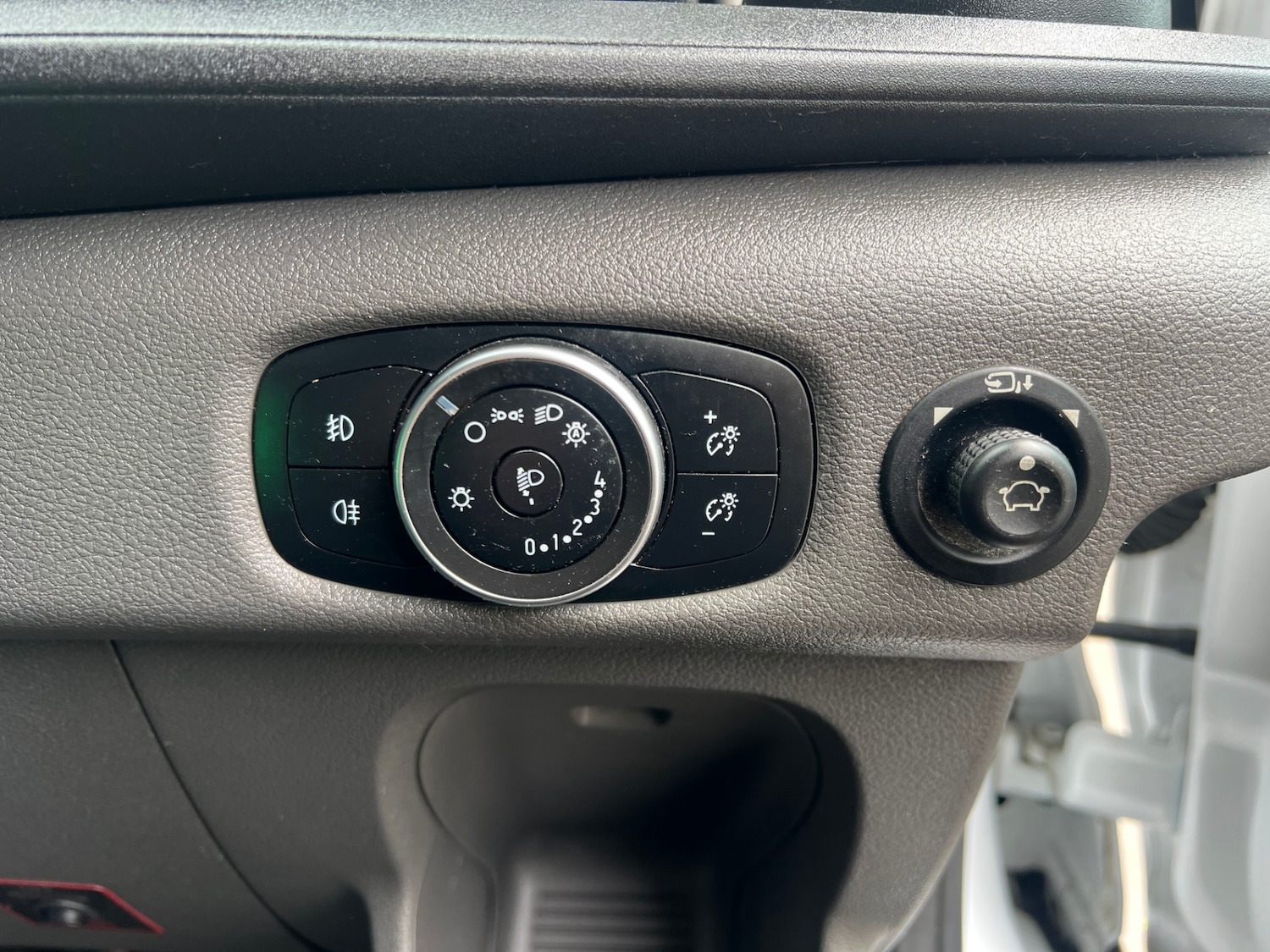 Used Ford Transit 2022 for sale - 76648224: Photo 2