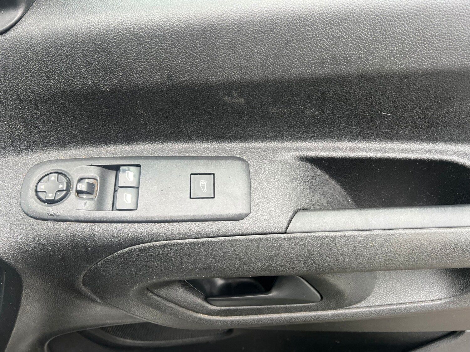 Used Citroen Berlingo 2020 for sale - 77801698: Photo 5