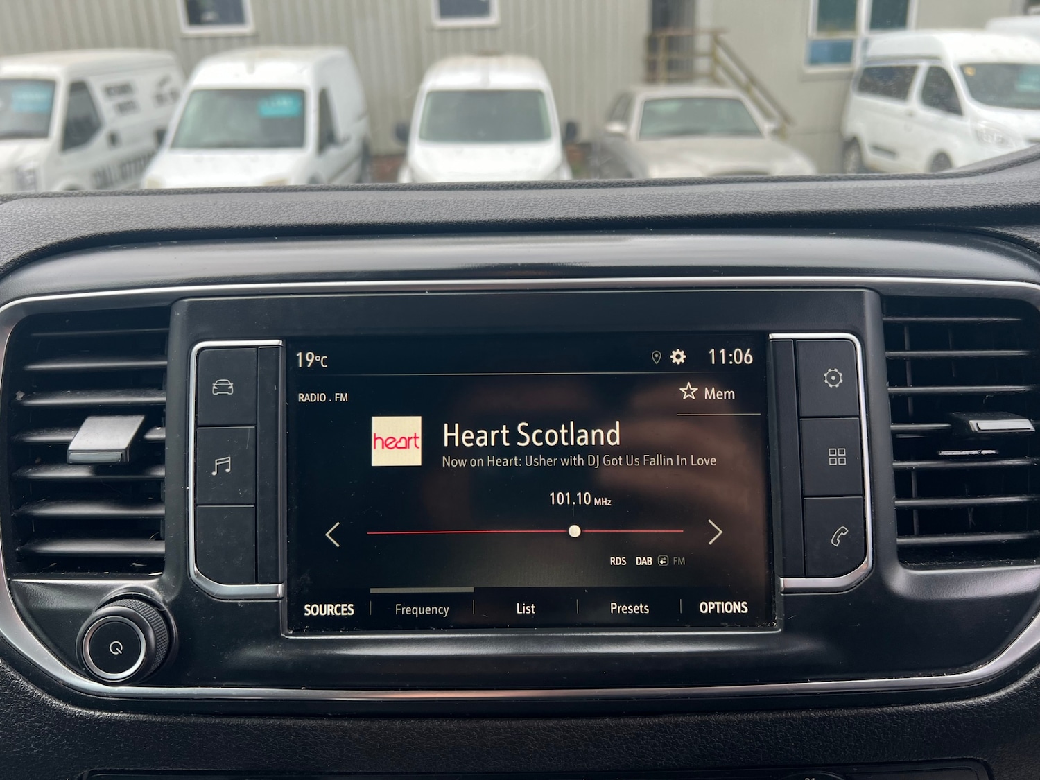 Used Vauxhall Vivaro 2022 for sale - 76410788: Photo 6