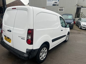 Used Peugeot Partner 2019 for sale - 77022875: Photo