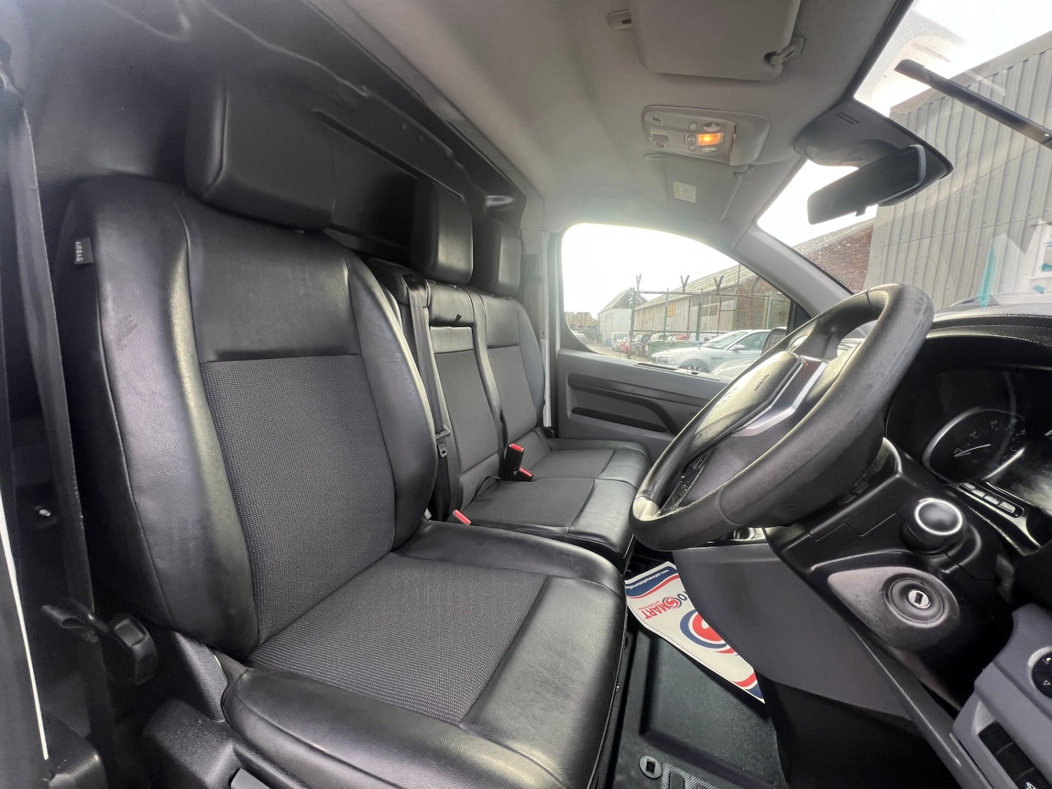 Used Peugeot Expert 2021 for sale - 78221055: Photo 2