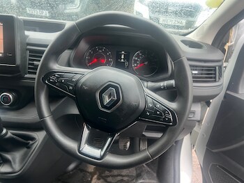 Used Renault Trafic 2022 for sale - 77674018: Photo