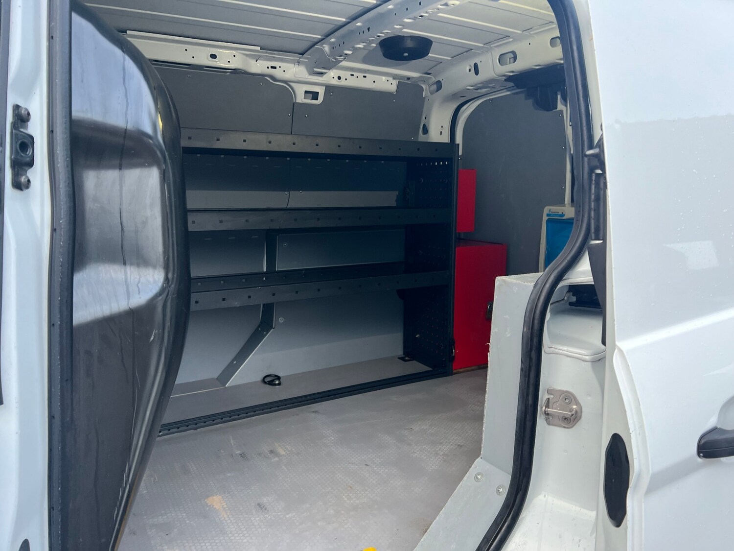 Used Ford Transit Connect 2017 for sale - 78037024: Photo 8