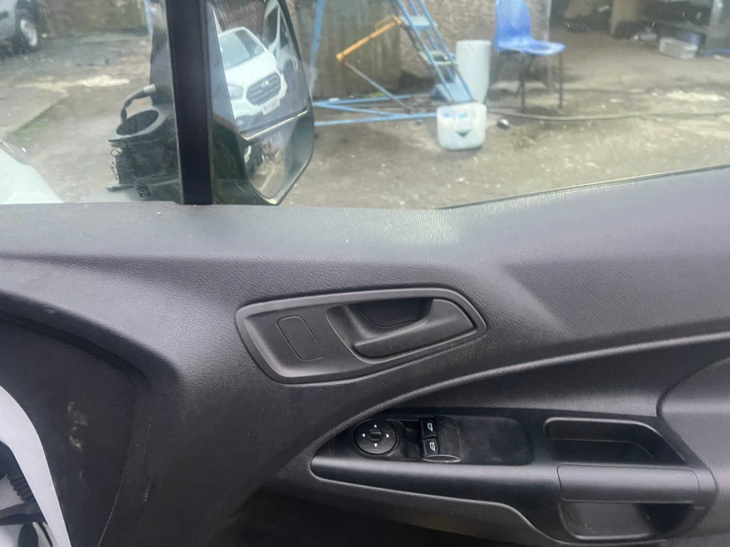 Used Ford Transit Connect 2017 for sale - 77588640: Photo 3