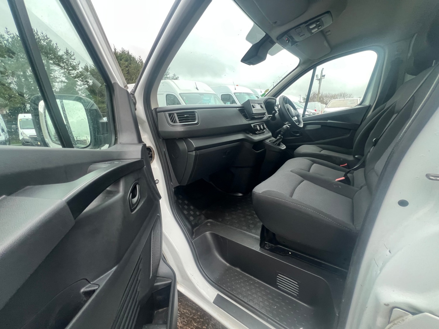 Used Renault Trafic 2022 for sale - 77756002: Photo 2