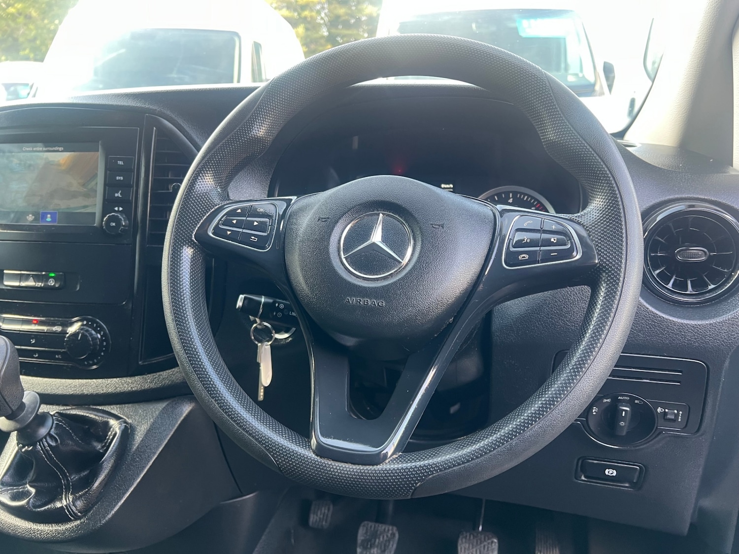 Used Mercedes-Benz Vito 2021 for sale - 76508580: Photo 3