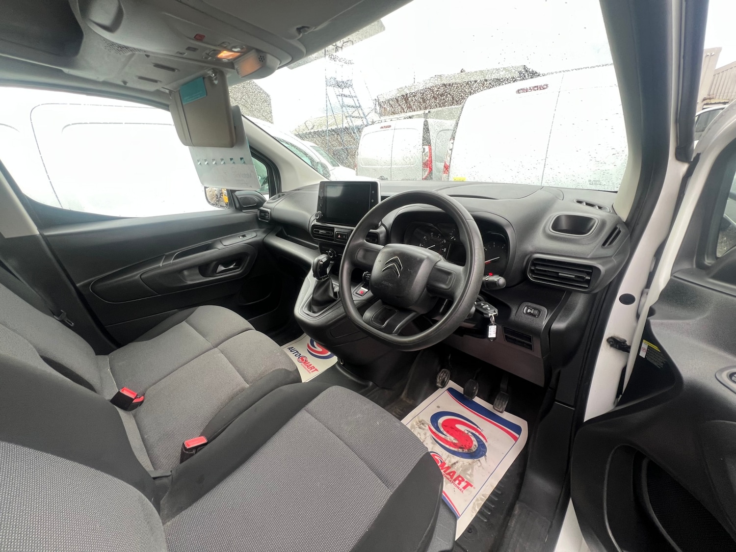 Used Citroen Berlingo 2019 for sale - 76985152: Photo 3