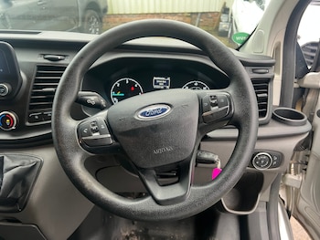 Used Ford Transit Custom 2019 for sale - 77756011: Photo