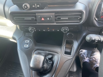 Used Vauxhall Combo 2024 for sale - 79544863: Photo