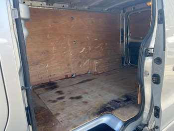 Used Vauxhall Vivaro 2017 for sale - 78388825: Photo