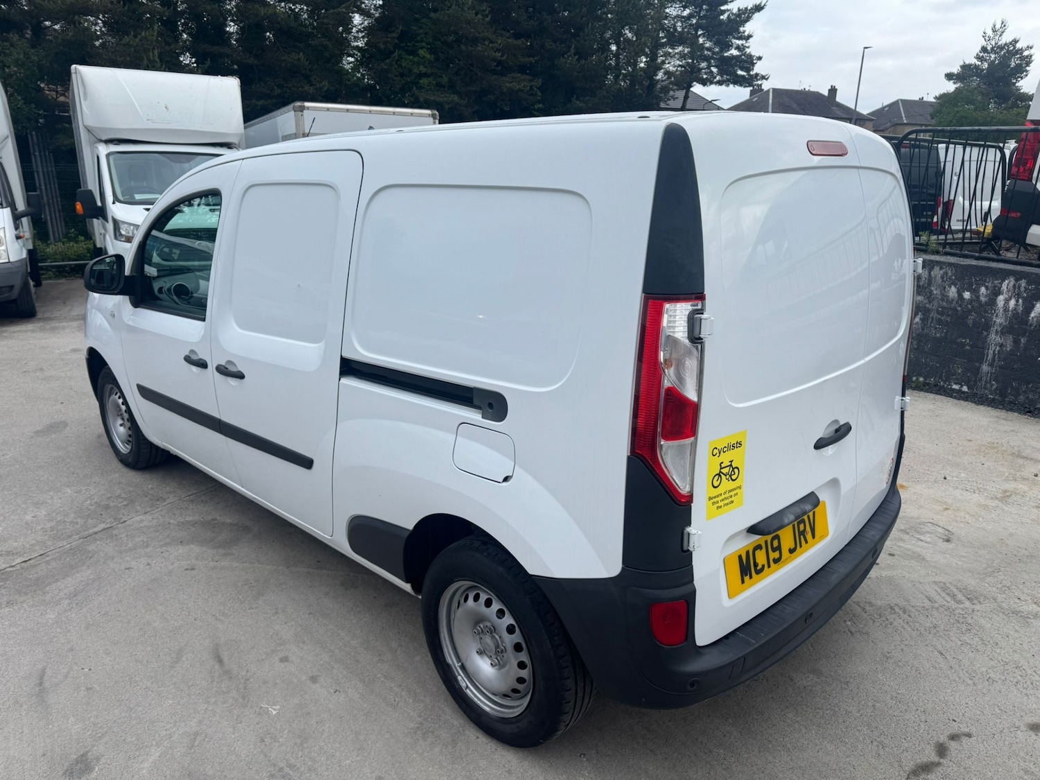 Used Renault Kangoo 2019 for sale - 76508329: Photo 17