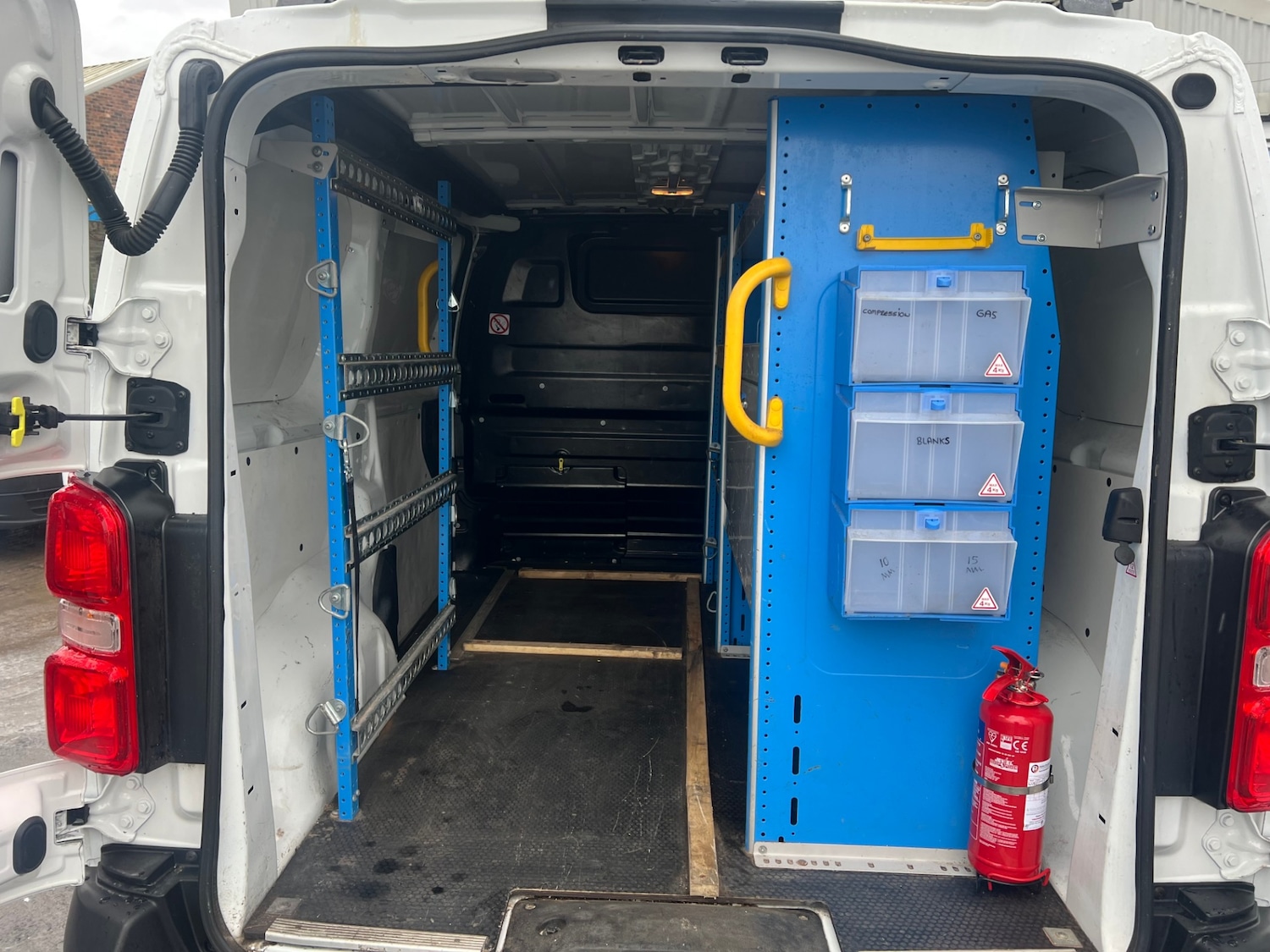 Used Peugeot Expert 2019 for sale - 77044556: Photo 11