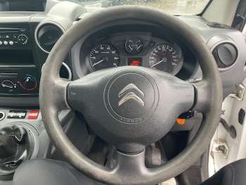 Used Citroen Berlingo 2015 for sale - 79512792: Photo