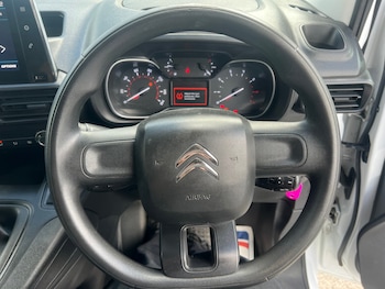 Used Citroen Berlingo 2021 for sale - 79512426: Photo