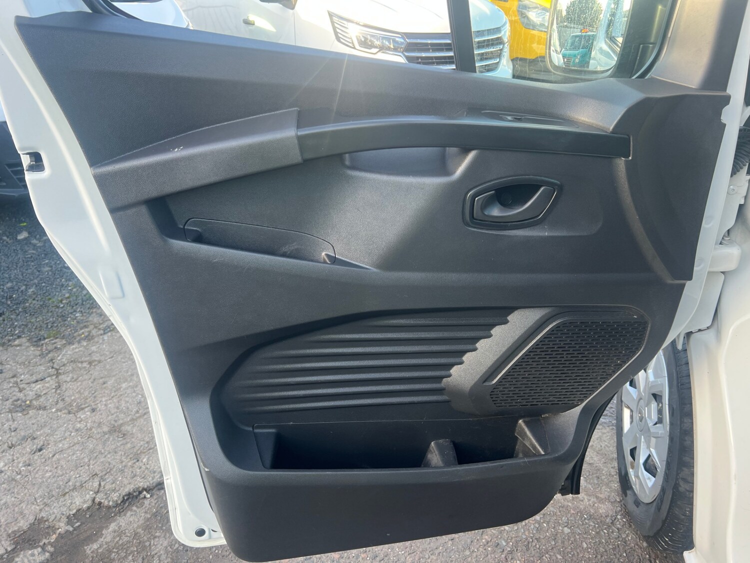 Used Renault Trafic 2022 for sale - 77901044: Photo 8