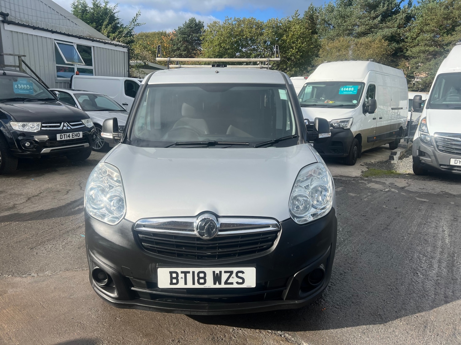 Used Vauxhall Combo 2018 for sale - 76375025: Photo 10