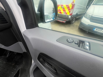 Used Vauxhall Vivaro 2022 for sale - 78464104: Photo