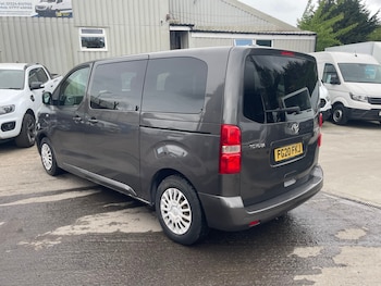 Used Toyota PROACE CITY Verso 2020 for sale - 79390425: Photo