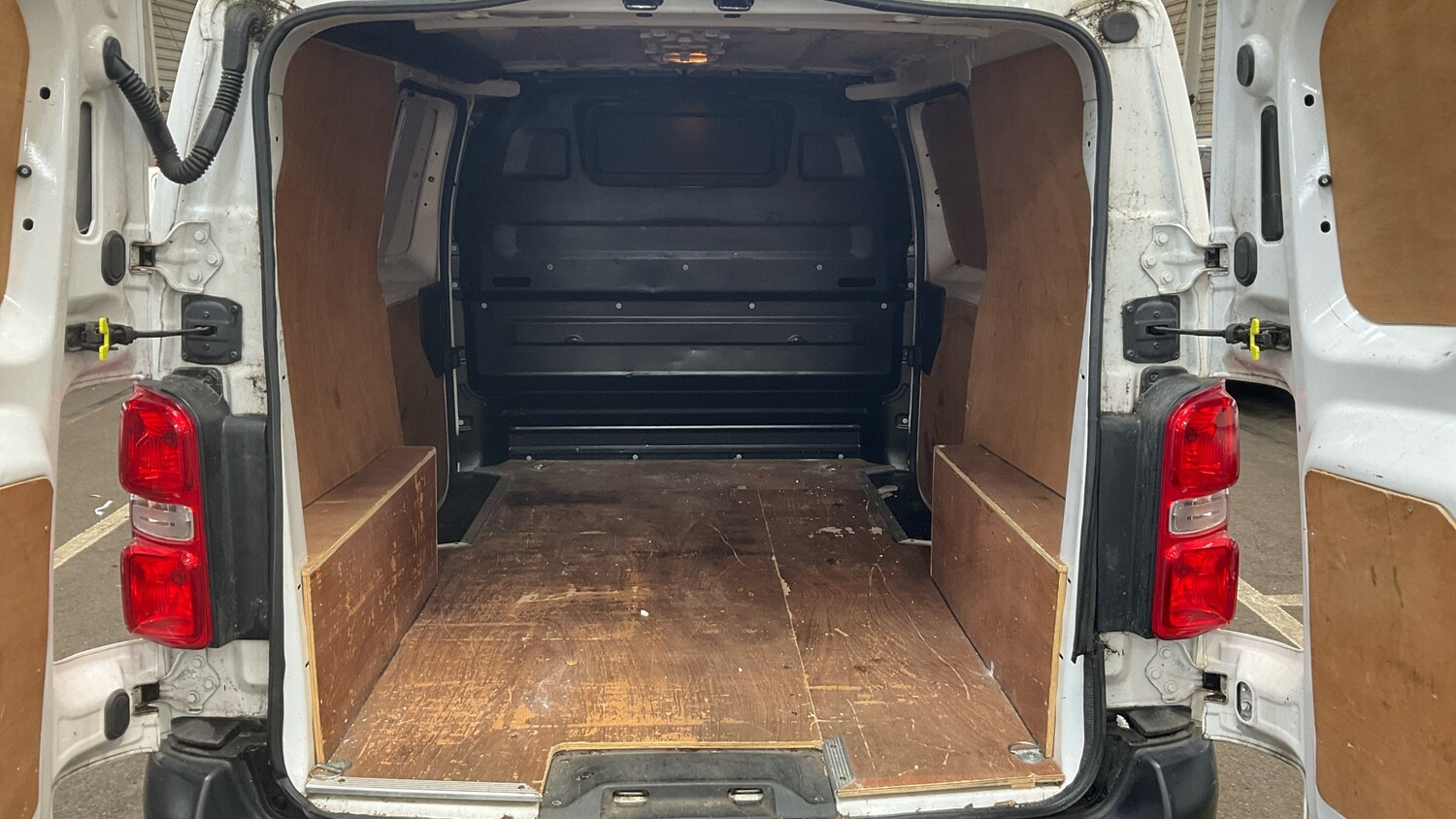 Used Vauxhall Vivaro 2019 for sale - 77755968: Photo 4