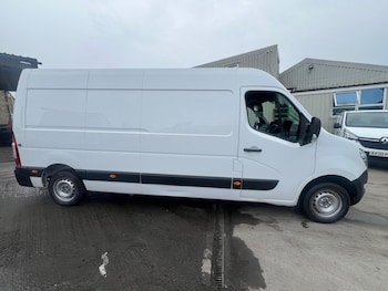 Used Nissan Interstar 2022 for sale - 77054340: Photo