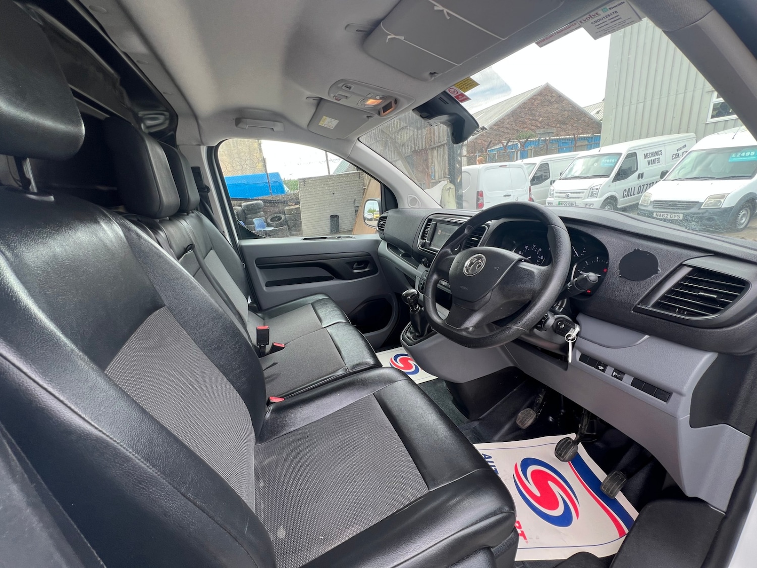 Used Vauxhall Vivaro 2022 for sale - 76449444: Photo 8