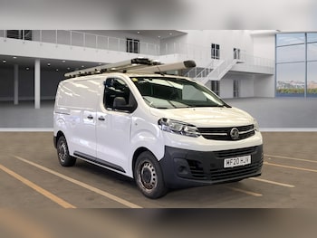 Vauxhall Vivaro feature image