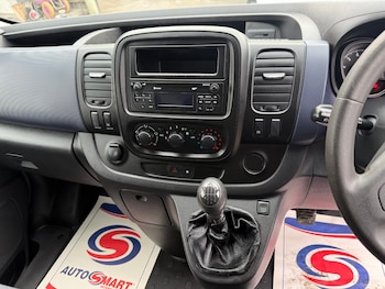 Used Vauxhall Vivaro 2016 for sale - 76856594: Photo