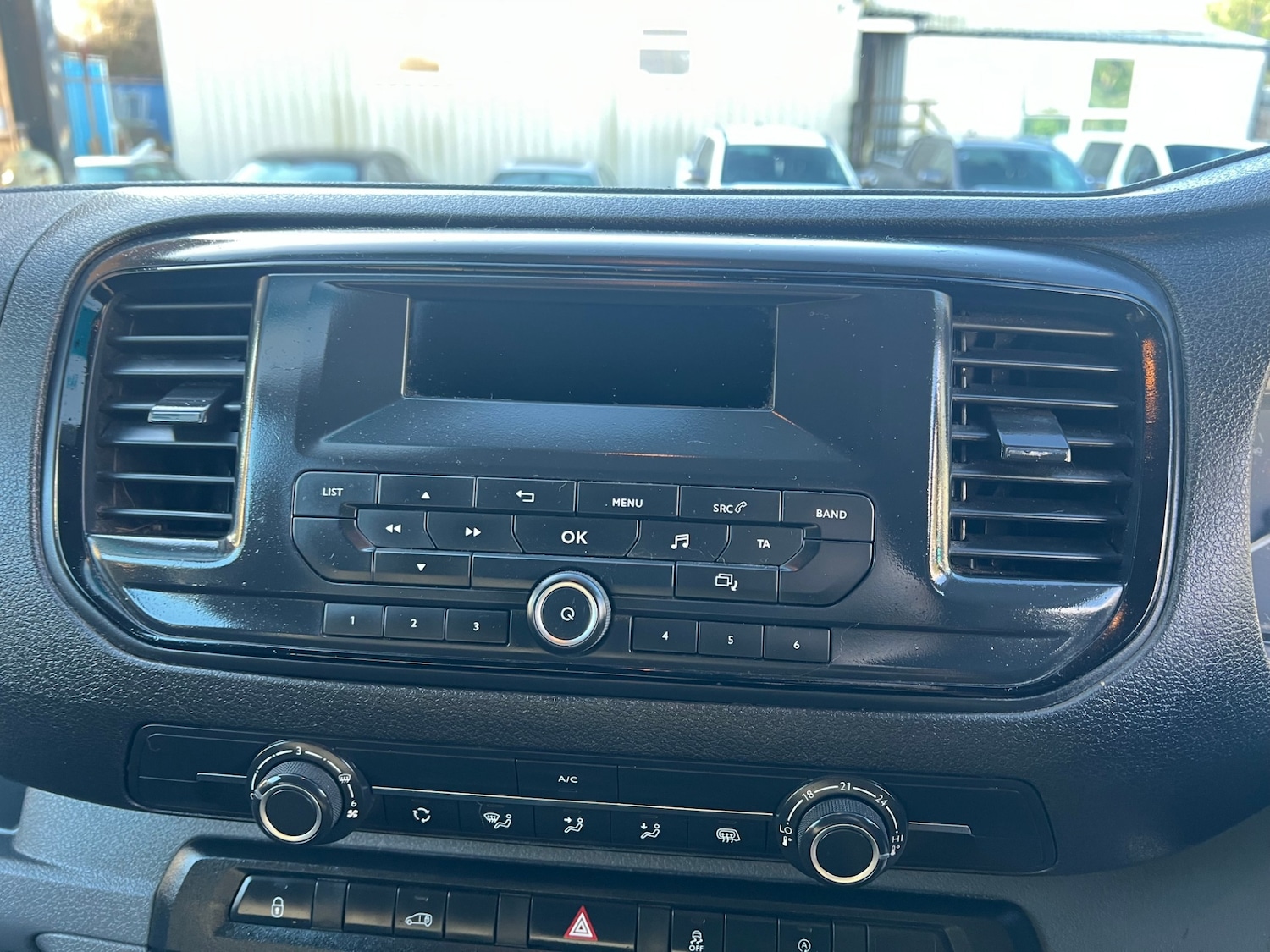 Used Vauxhall Vivaro 2021 for sale - 77233161: Photo 4