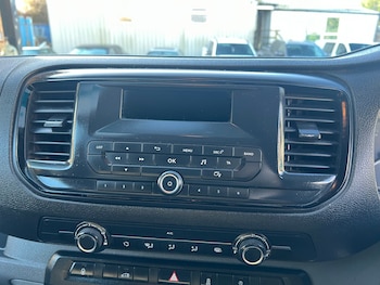 Used Vauxhall Vivaro 2021 for sale - 77233161: Photo