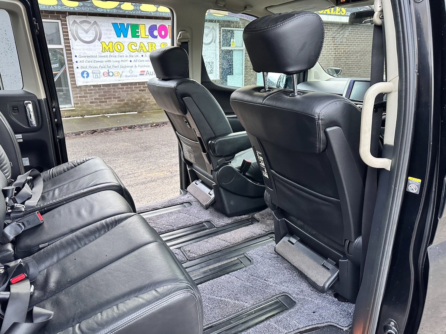 Used Nissan Elgrand 2022 for sale - 77160027: Photo 11