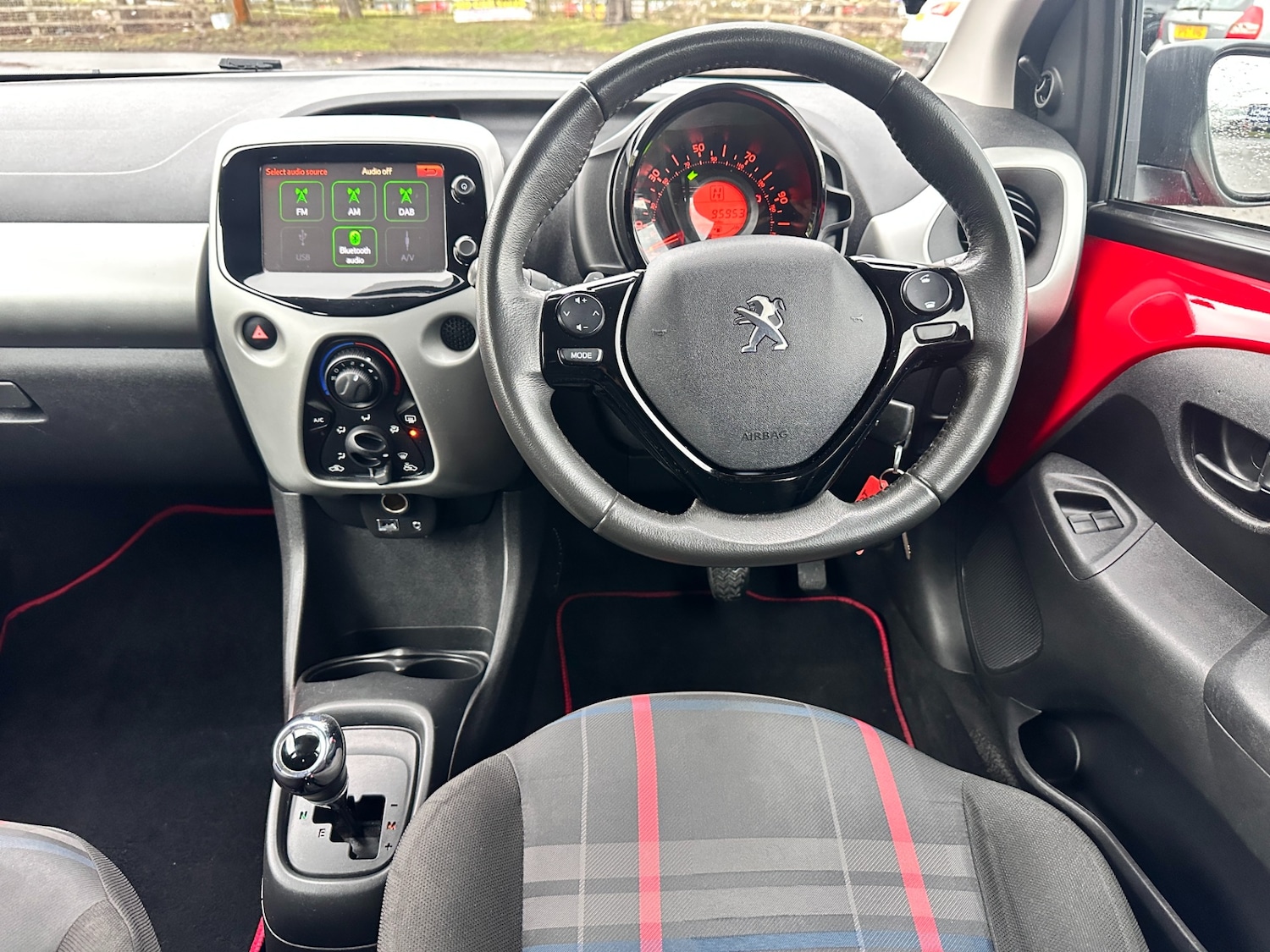 Used Peugeot 108 2014 for sale - 77090753: Photo 10