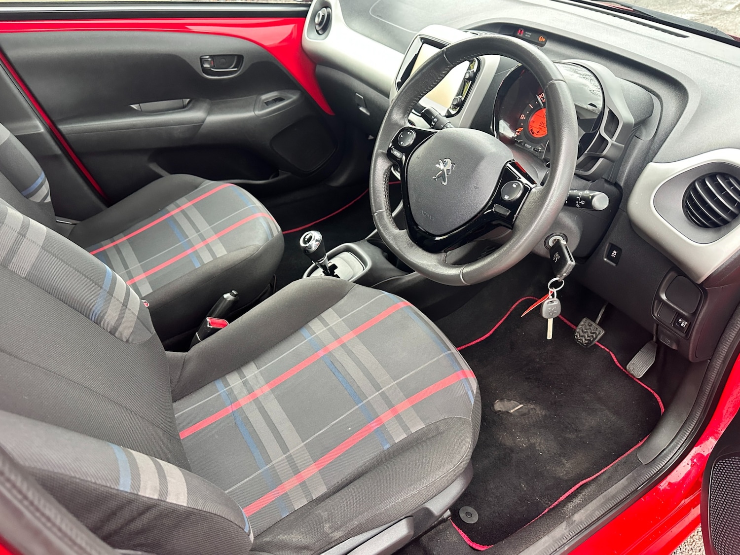 Used Peugeot 108 2014 for sale - 77090753: Photo 11