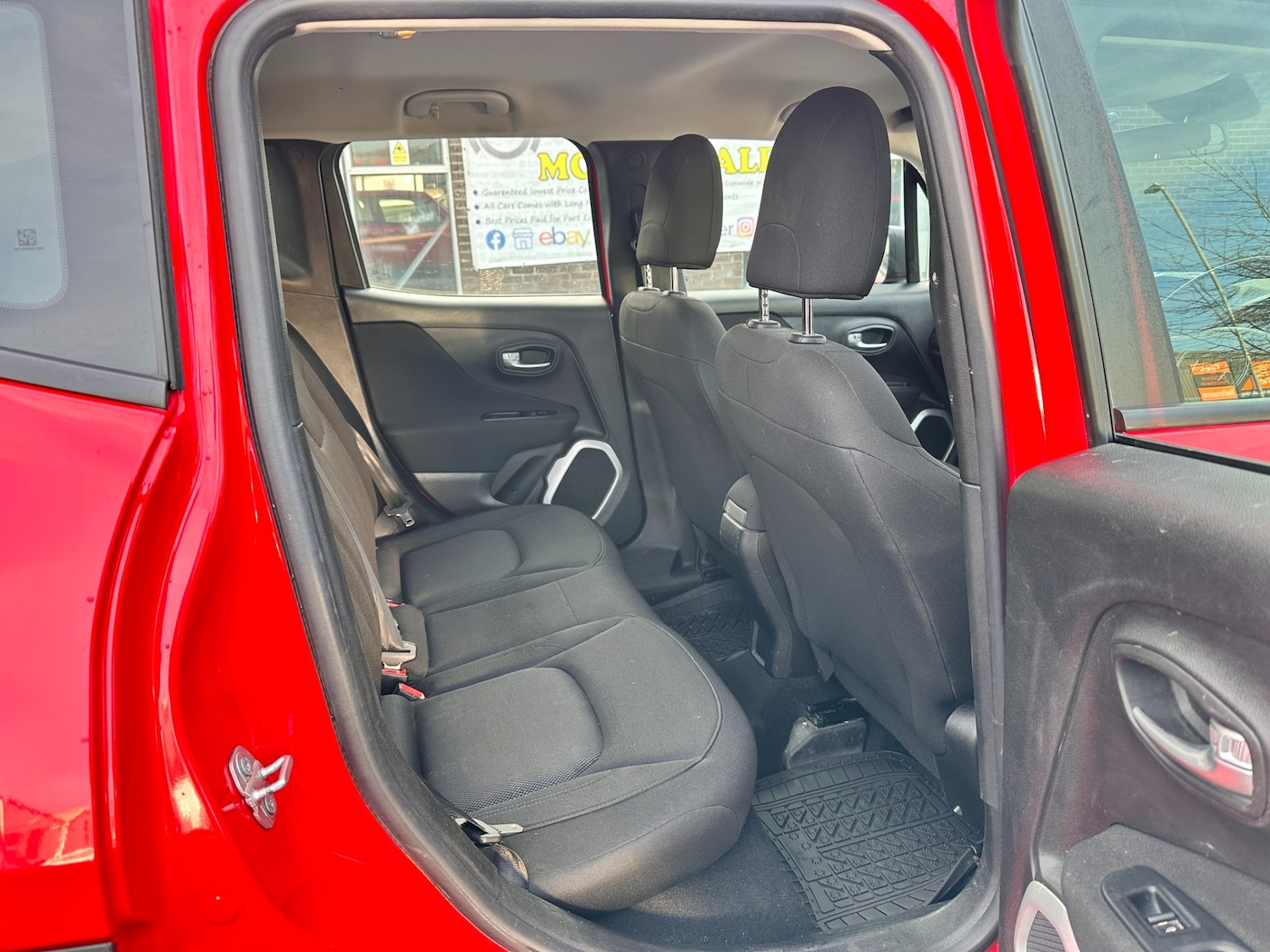 Used Jeep Renegade 2017 for sale - 78127263: Photo 12