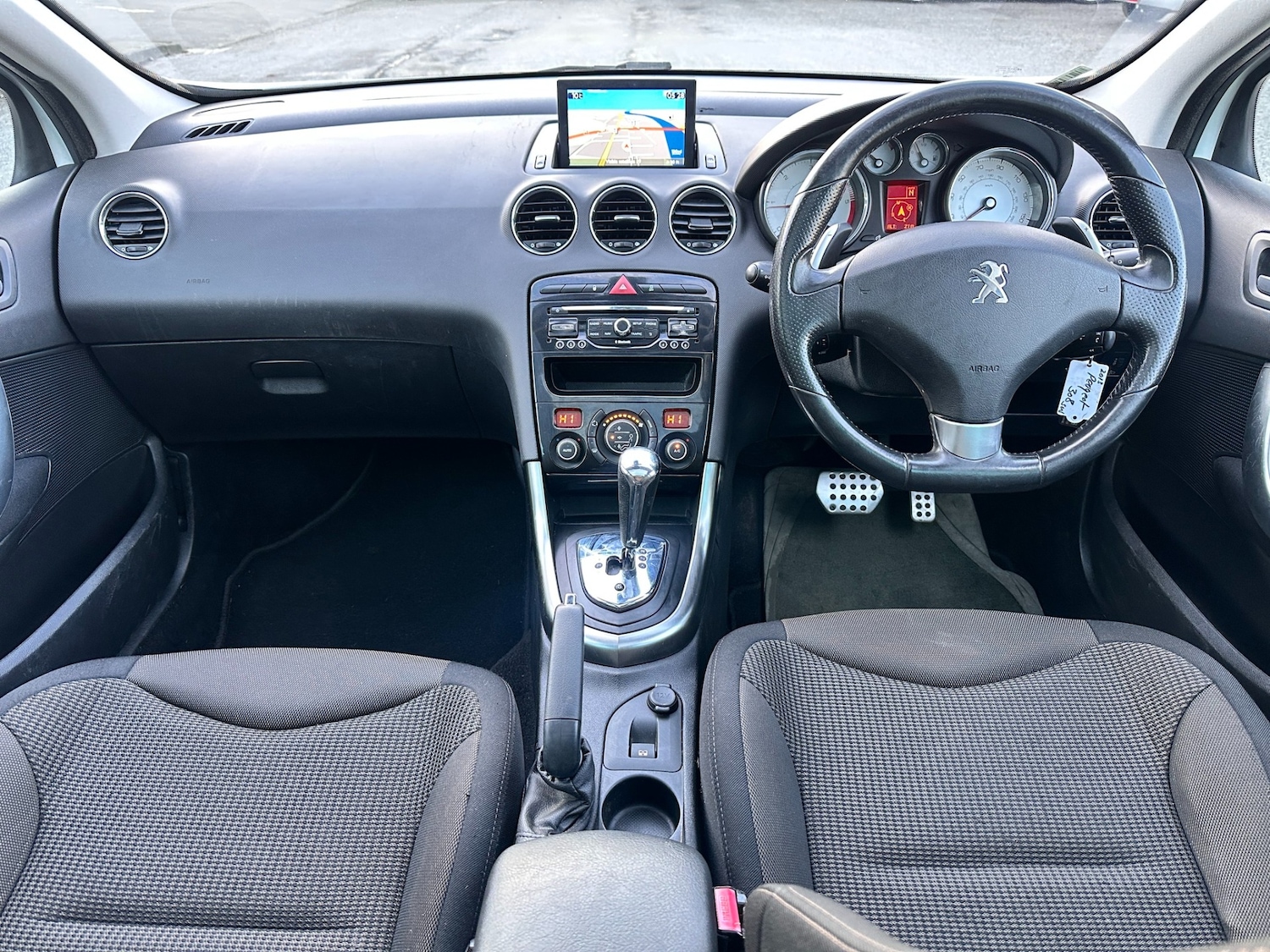 Used Peugeot 308 2013 for sale - 77909932: Photo 10