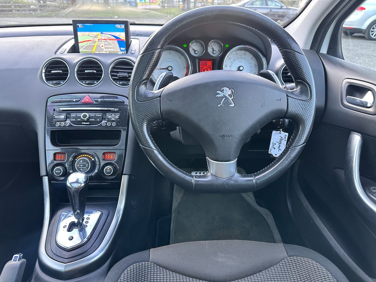 Used Peugeot 308 2013 for sale - 77909932: Photo 11