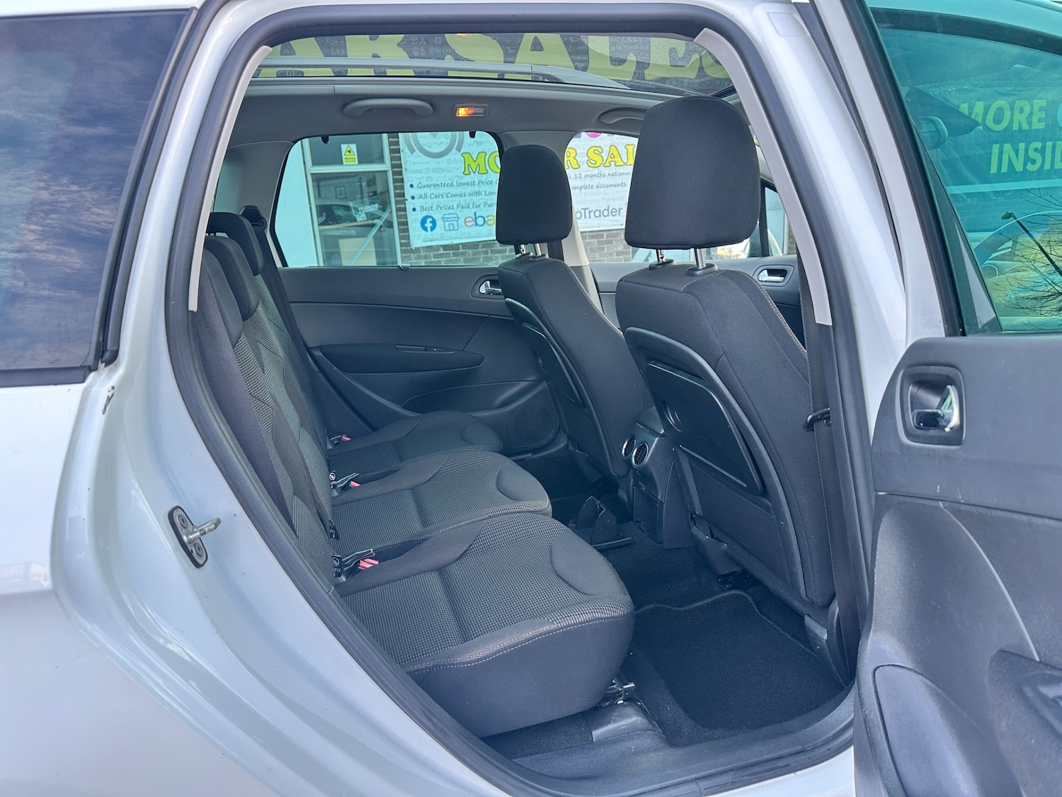 Used Peugeot 308 2013 for sale - 77909932: Photo 13