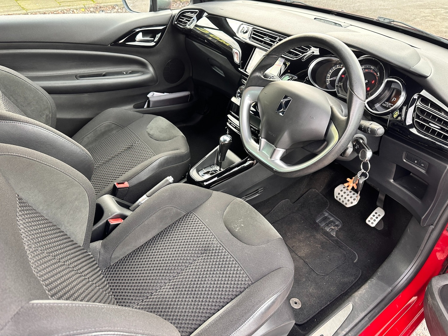 Used DS Automobiles DS 3 2015 for sale - 76946305: Photo 11