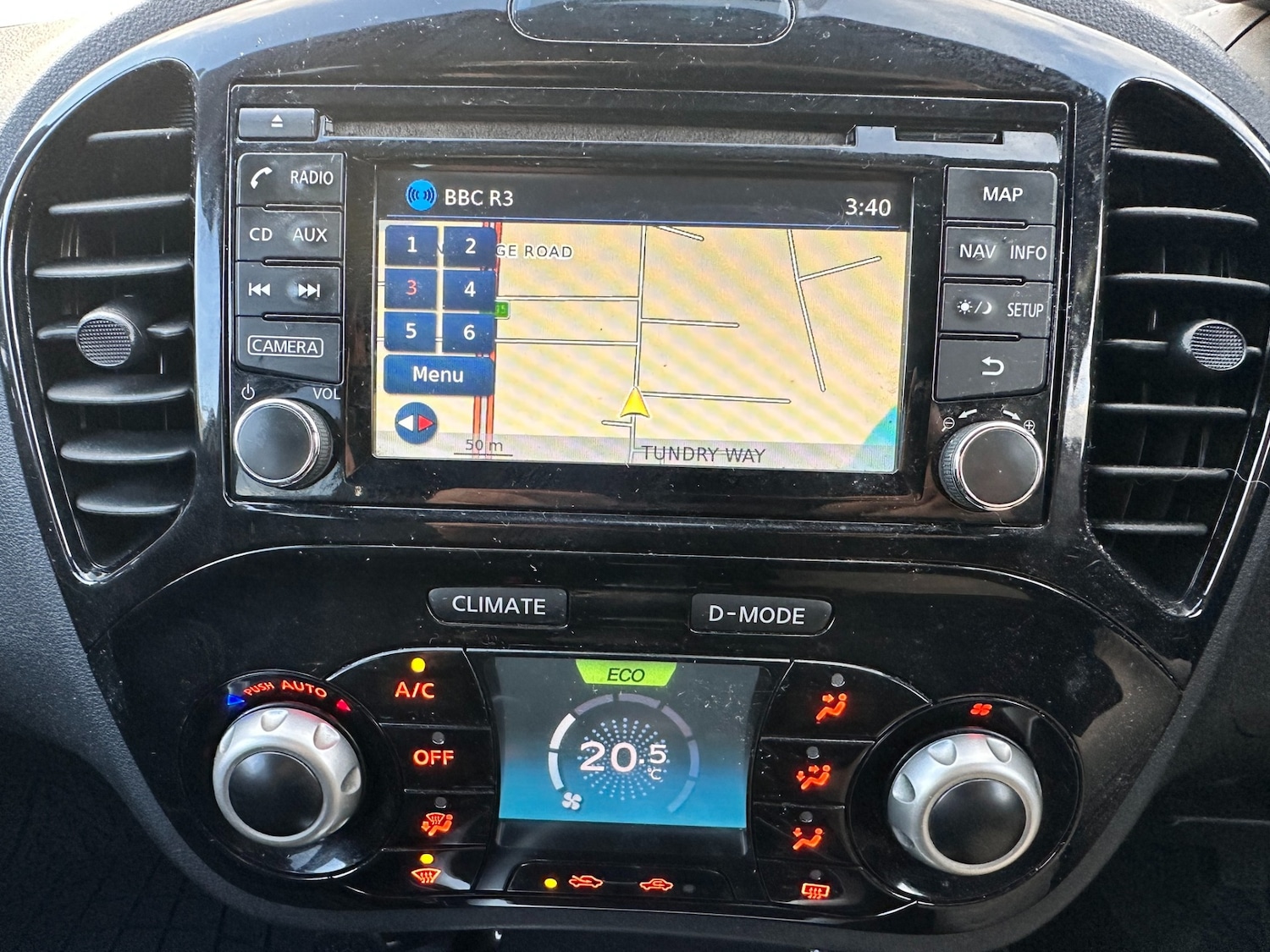 Used Nissan Juke 2014 for sale - 77426205: Photo 16