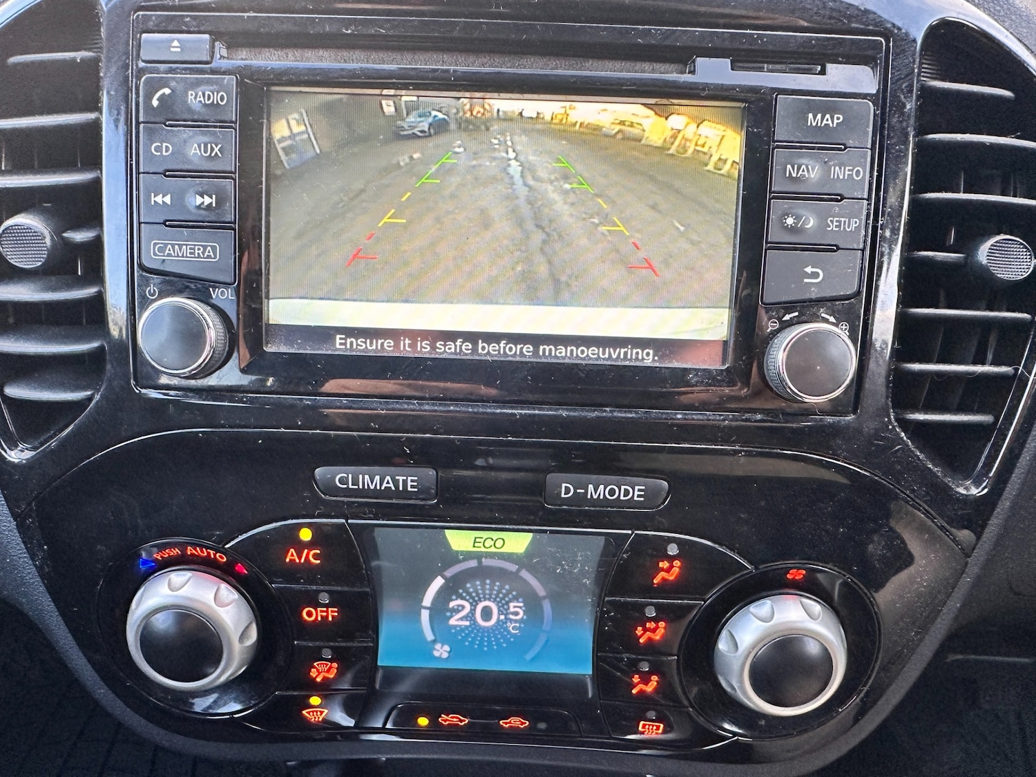 Used Nissan Juke 2014 for sale - 77426205: Photo 17