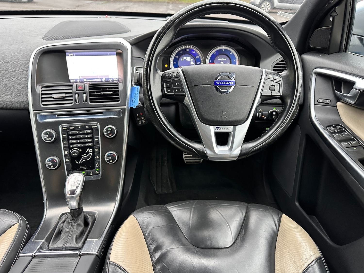 Used Volvo XC60 2012 for sale - 78172273: Photo 10