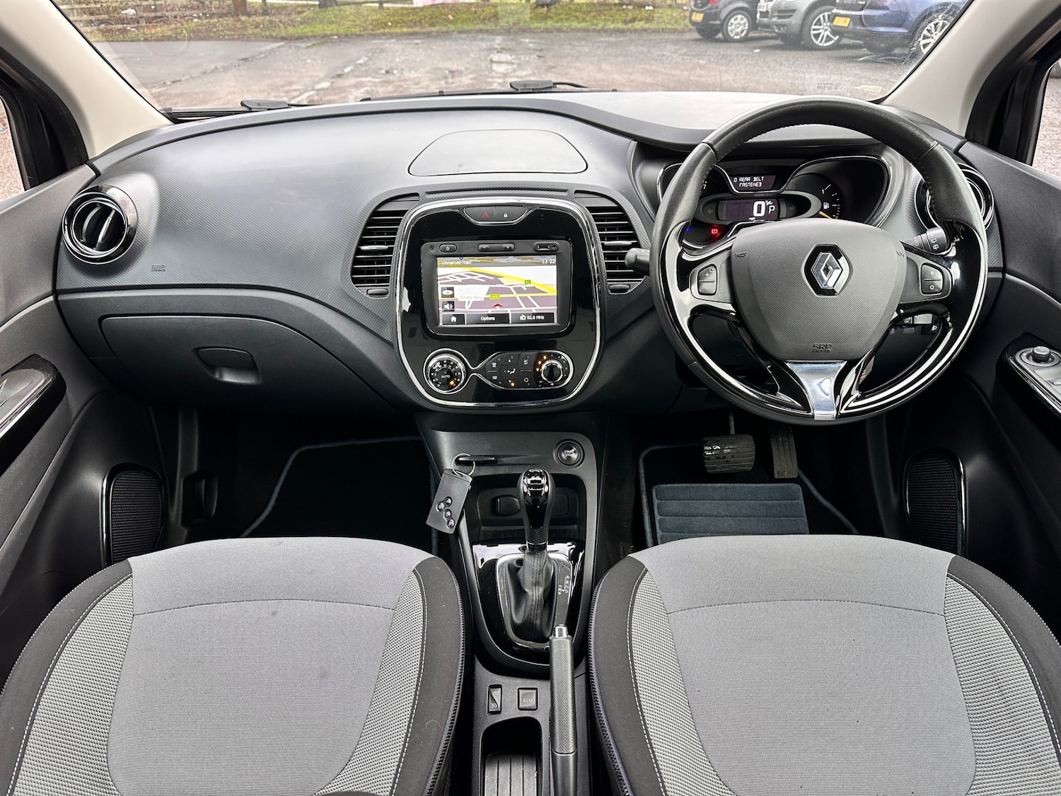 Used Renault Captur 2014 for sale - 77343710: Photo 10