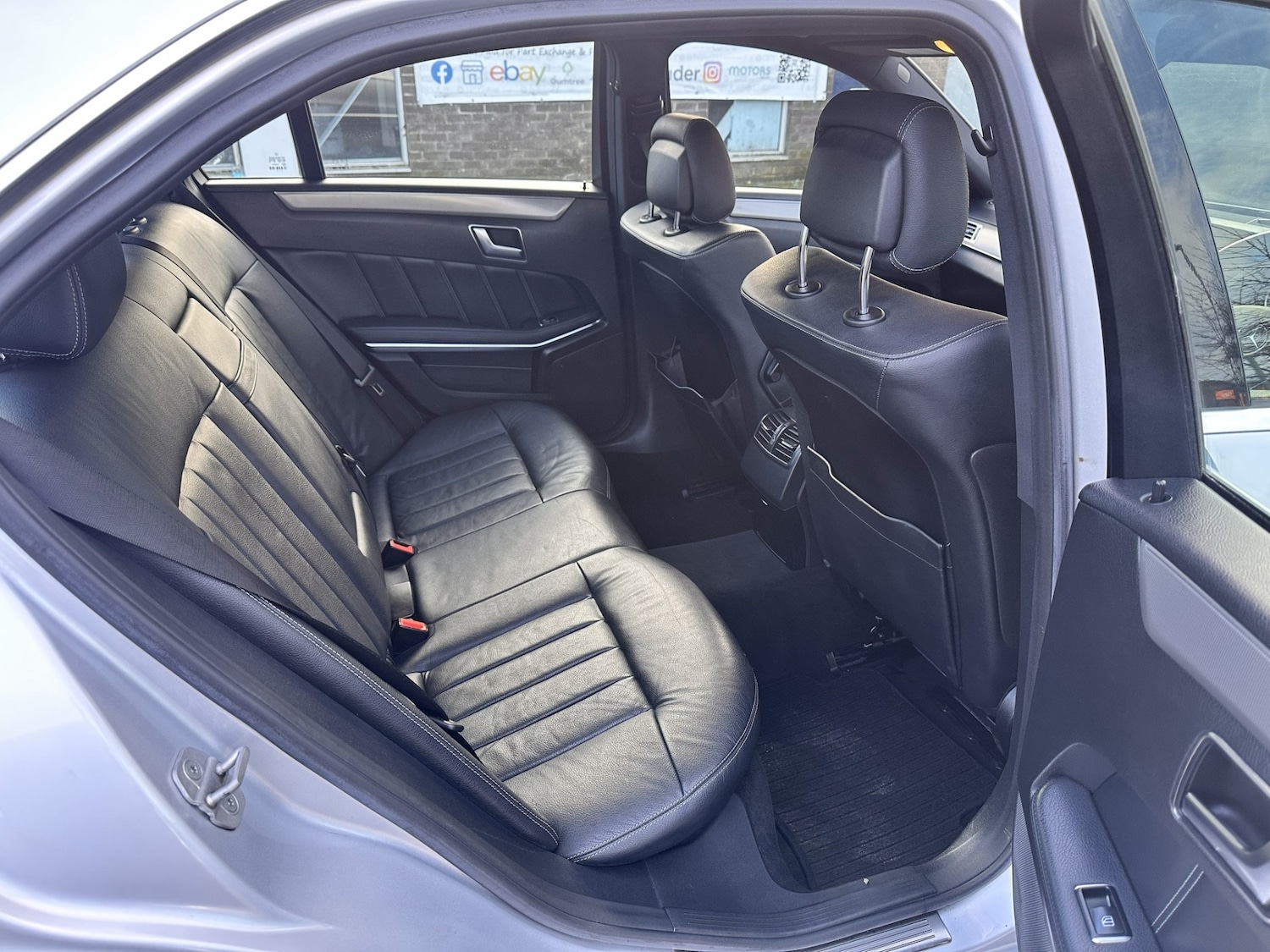 Used Mercedes-Benz E Class 2013 for sale - 76892028: Photo 12