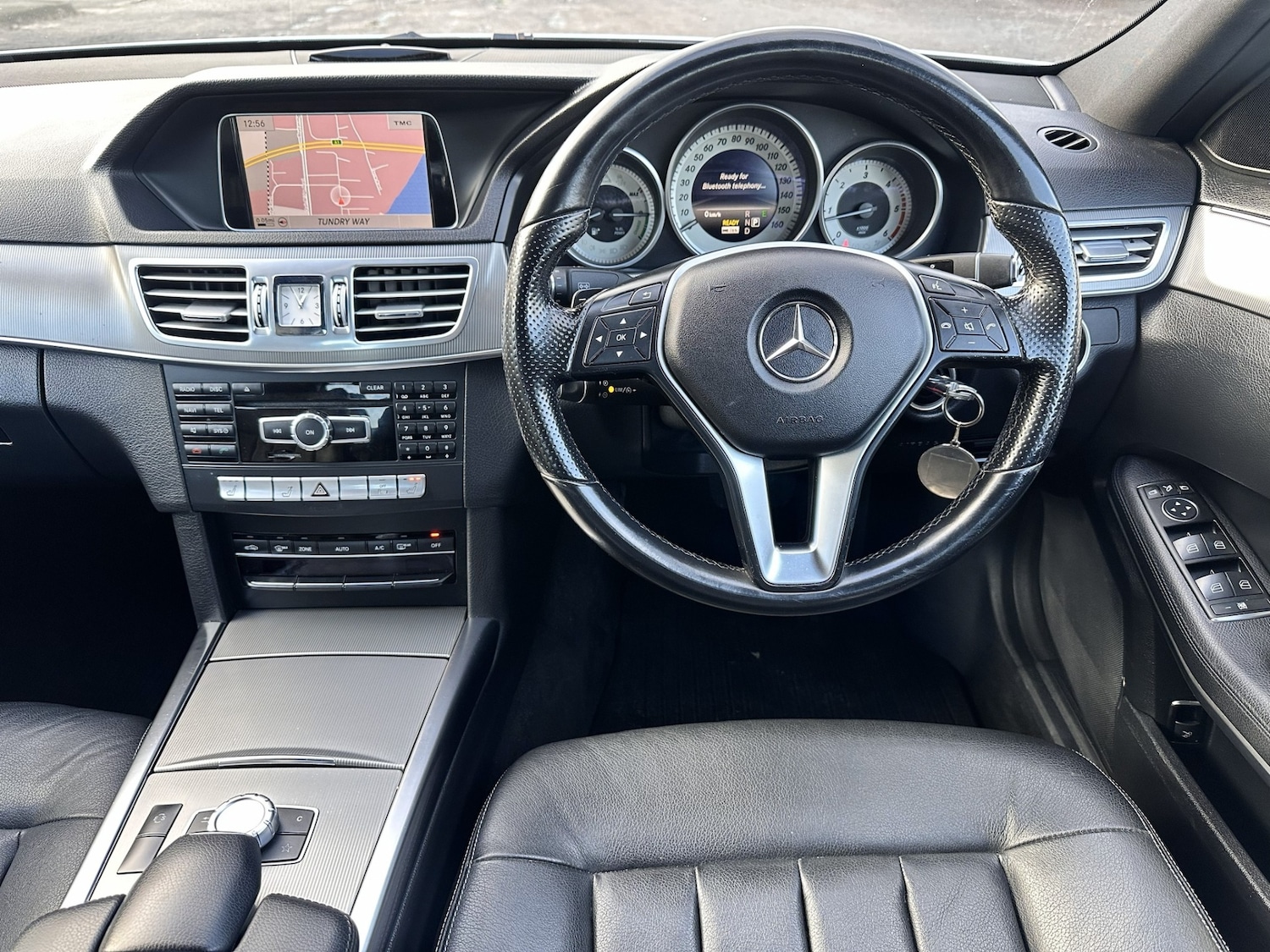Used Mercedes-Benz E Class 2013 for sale - 76892028: Photo 9
