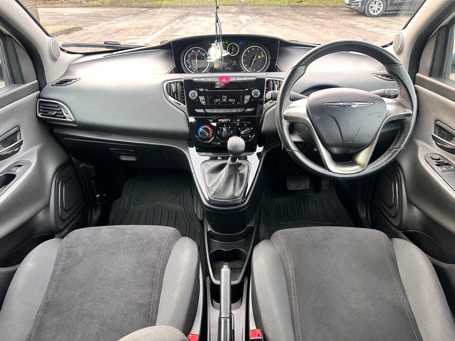 Used Chrysler Ypsilon 2012 for sale - 77592435: Photo 11