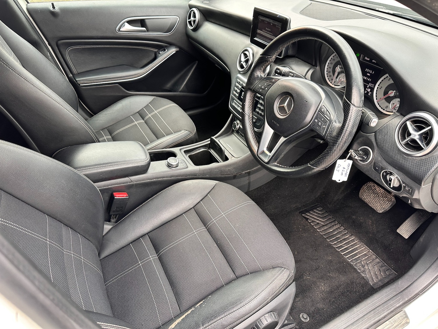 Used Mercedes-Benz A-Class 2013 for sale - 77303993: Photo 11